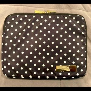 JuJuBe Microtech The Duchess Print